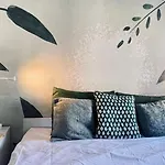 Wisteria Apartment